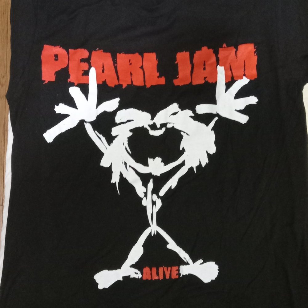 Pearl Jam Alive t-shirt